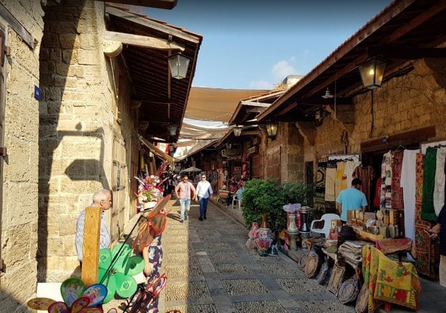 سوق جبيل لبنان