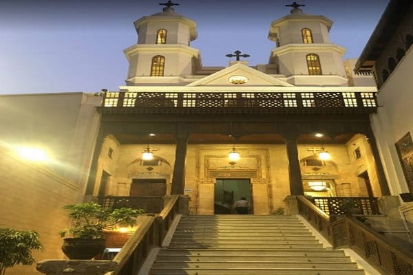 الكنيسة المعلقة في القاهرة من أفضل كنائس مصر