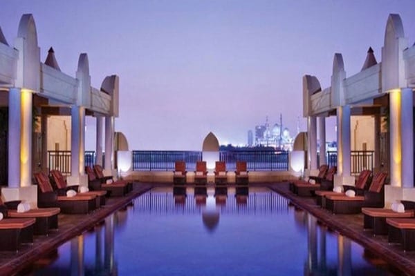 فنادق ابوظبي مطلة على البحر