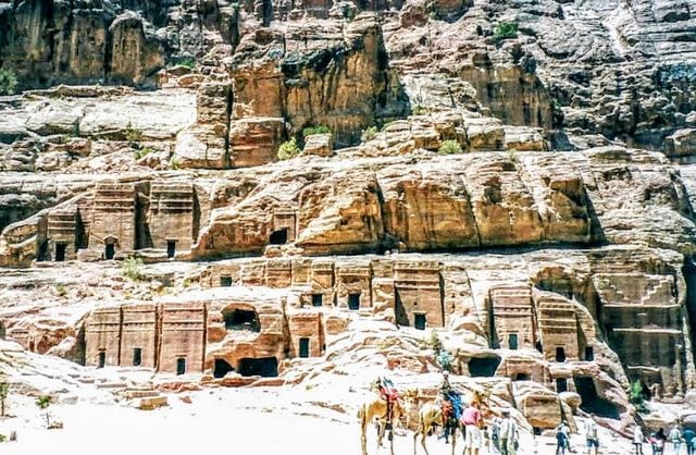 اجمل 3 انشطة عند زيارة السيق في البتراء الاردن