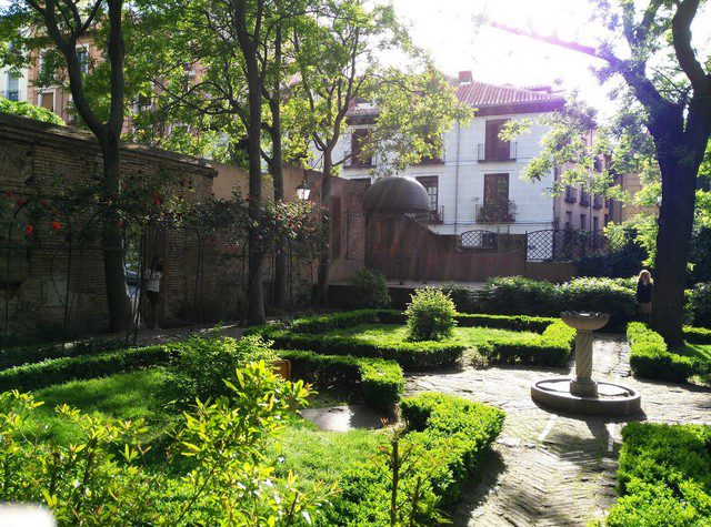 حديقة امير انجلونا مدريد