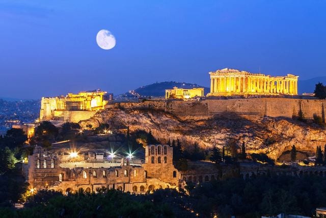 اثينا من اجمل مدن اليونان السياحية