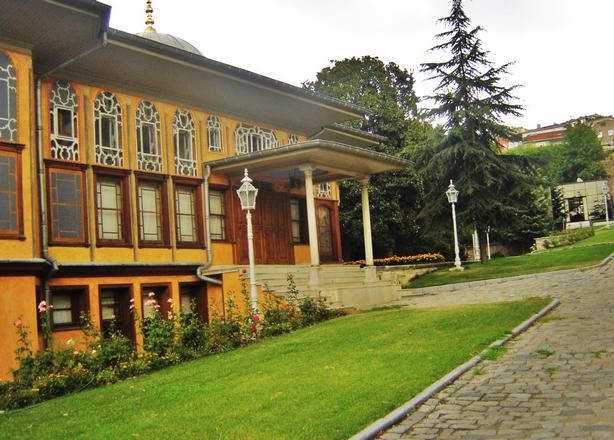 أفضل 10 أنشطة في قصر إينالي كاواك اسطنبول