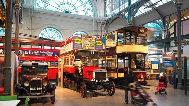 متحف المواصلات في لندن من اهم متاحف في لندن انجلترا