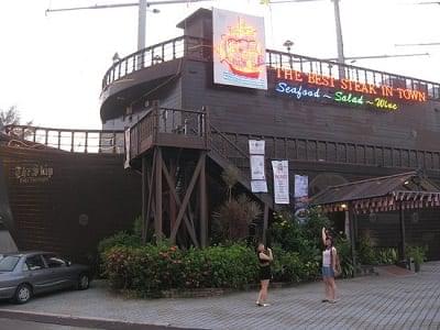 مطعم السفينة من ارقى مطاعم بينانج