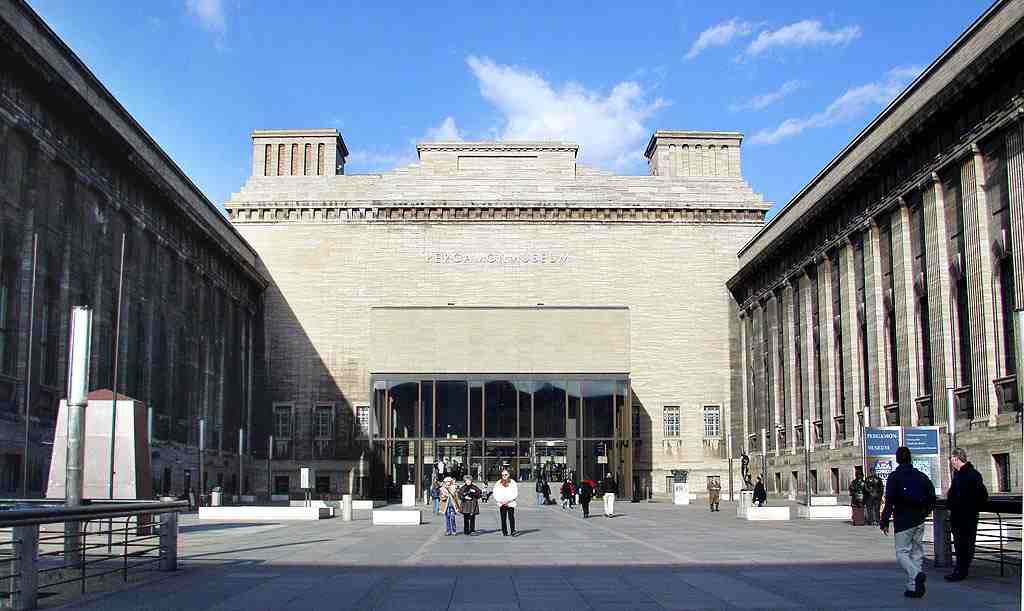 متحف بيرغامون برلين المانيا