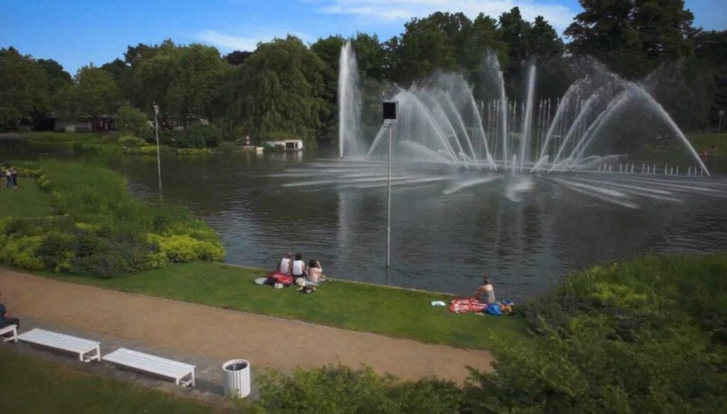 حديقة بلانتن اون بلومن من أفضل حدائق المانيا هامبورغ
