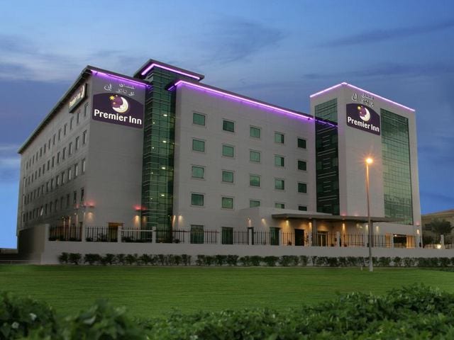 مراجعه عن فندق بريمير ان مطار دبي