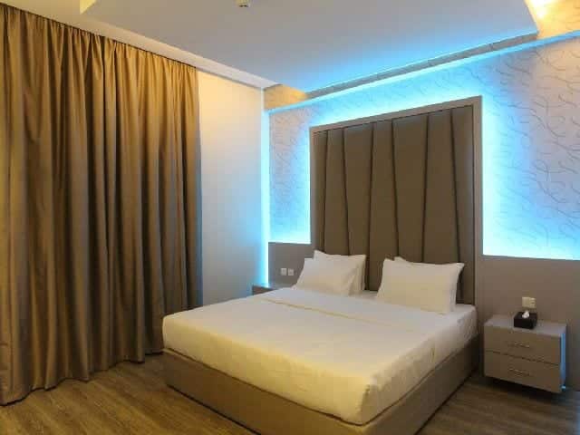 غرفة قياسية في حياة روز للشقق الفندقية الرياض أحد أبرز وأجمل شقق قريبه من النخيل مول بالرياض