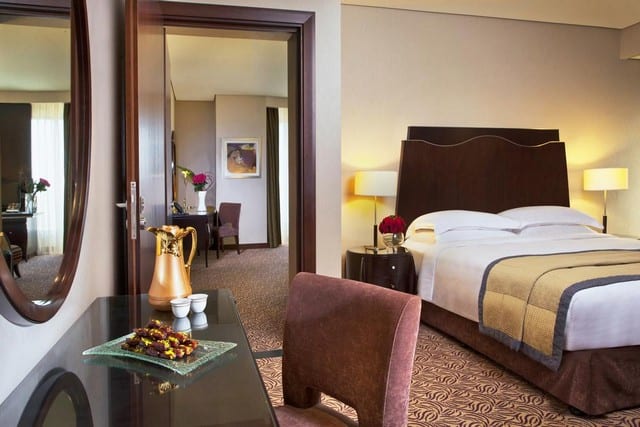 فندق روز ريحان روتانا دبي أحد أفخم فنادق دبي 4 نجوم شارع الشيخ زايد حيث يُوّفر العديد من خيارات الإفامة المُريحة.