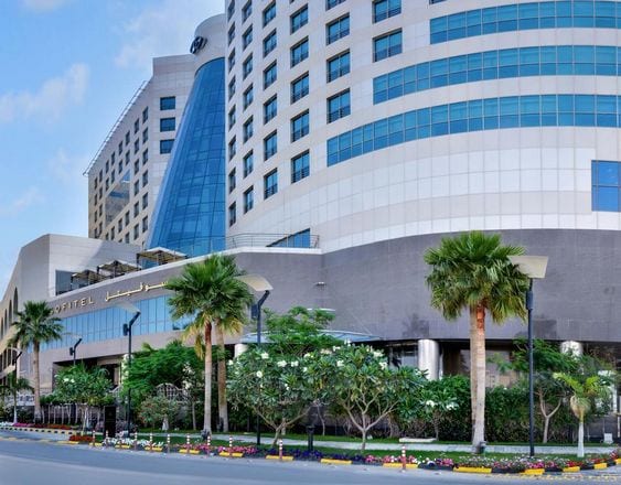 مراجعه عن فندق سوفيتيل الخبر السعودية