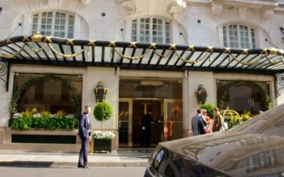 فندق لو بريستول باريس: تجربة إقامة فاخرة ومريحة في قلب باريس