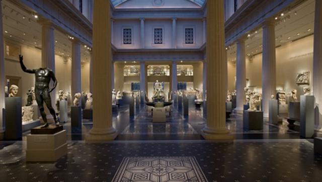 المتحف اليوناني الروماني هو واحد من افضل متاحف الاسكندرية 