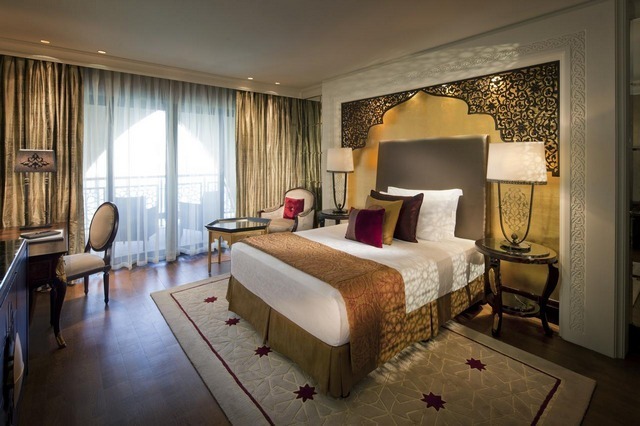 تتميز شقق فندقية في دبي بديكورات رائعة ولمسات خاصة 
