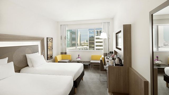 فندق نوفوتيل مركز دبي التجاري العالمي من افضل فنادق للعزاب في دبي