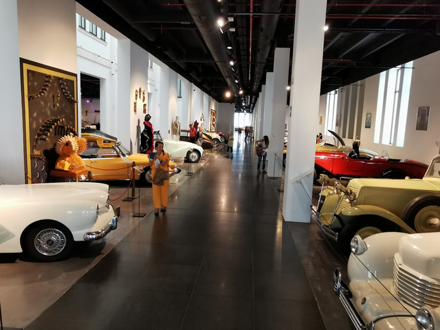 متحف ملقا للسيارات  