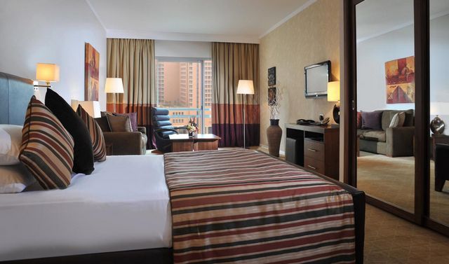 قائمة افضل فنادق الجيزة 4 نجوم التي تكفل لك الراحة في غرف فسيحة
