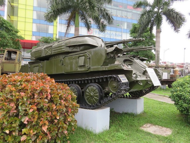 متحف القوات الجوية فيتنام في هانوي
