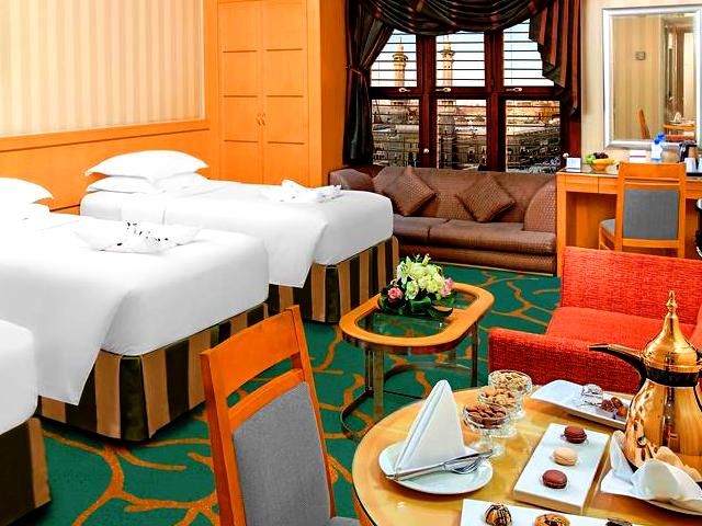 توفر الفنادق بالحرم كافة الخدمات لراحة النزلاء