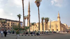 افضل 4 انشطة عند زيارة مسجد الإمام الحسين في القاهرة مصر