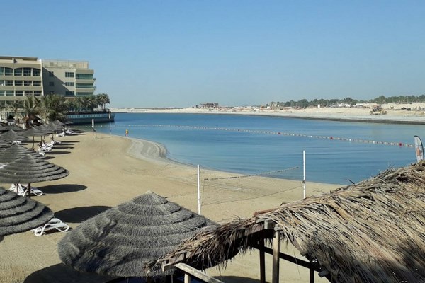 افضل 8 انشطة في شاطئ الراحه ابوظبي