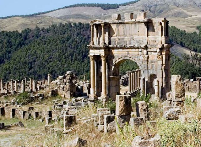 معالم الجزائر الأثرية