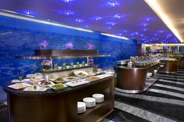 فندق اتانا في دبي