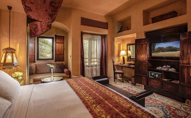 باب شمس دبي أحد فنادق دبي ومنتجعاتها التي تستحق الزيارة، تعرف على أسعار الإقامة به