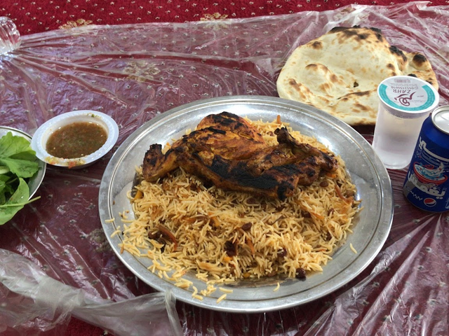 مطعم بركات البخاري في بريدة