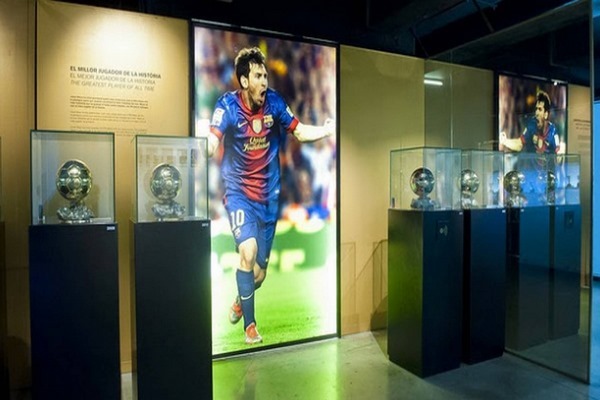 متحف نادي برشلونة من أعرق المتاحف الرياضية 