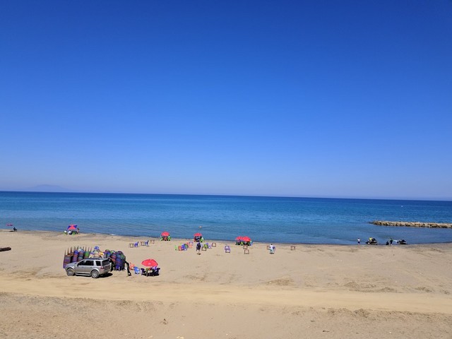 الشاطئ الأزرق الجزائر العاصمة