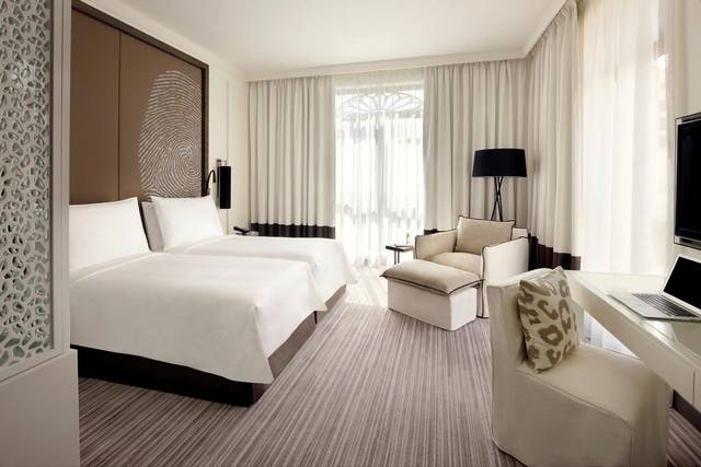 فندق فيدا دبي يشمل الكثير من الخدمات التي تُميّزه عن فندق بوليفارد دبي