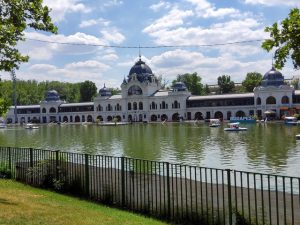 اجمل 10 من حدائق بودابست نوصي بزيارتها