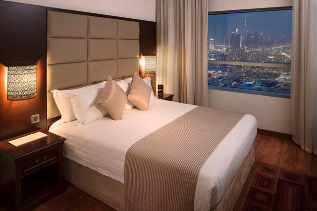 توفر فنادق بر دبي 3 نجوم غرف وأجنحة بأحدث الديكورات ووسائل الراحة