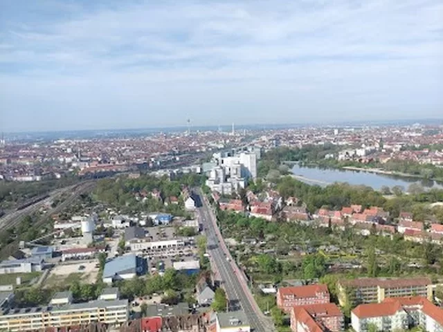 برج الأعمال في نورمبرغ