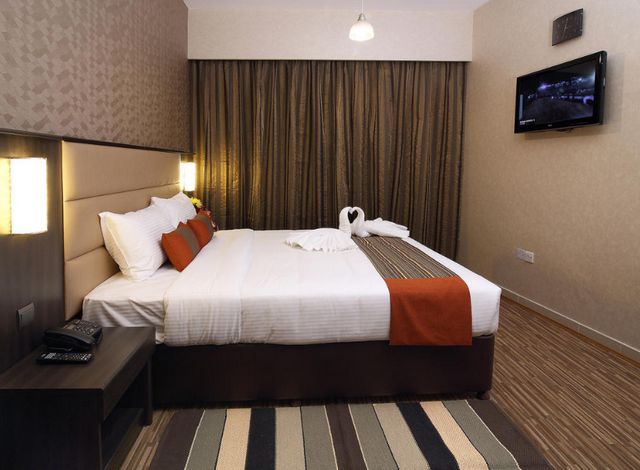 فندق فلورا السوق دبي ارخص فندق في دبي للشباب 