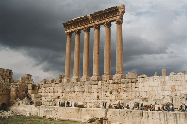 بعلبك من اهم اماكن سياحية في لبنان