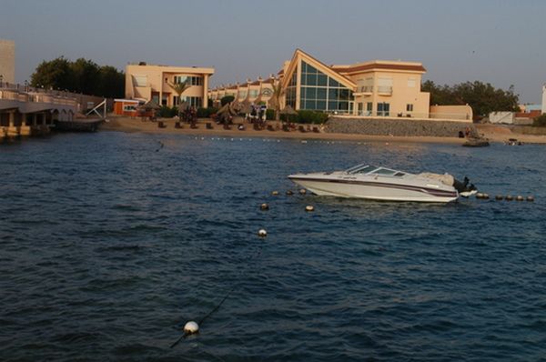 شاطئ المرجان في جدة