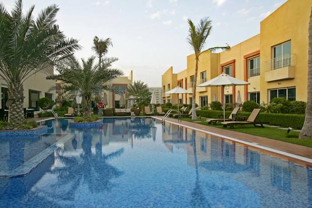 توفر فيلا بوتيك دبي حمام سباحة خارجي يعمل طوال العام