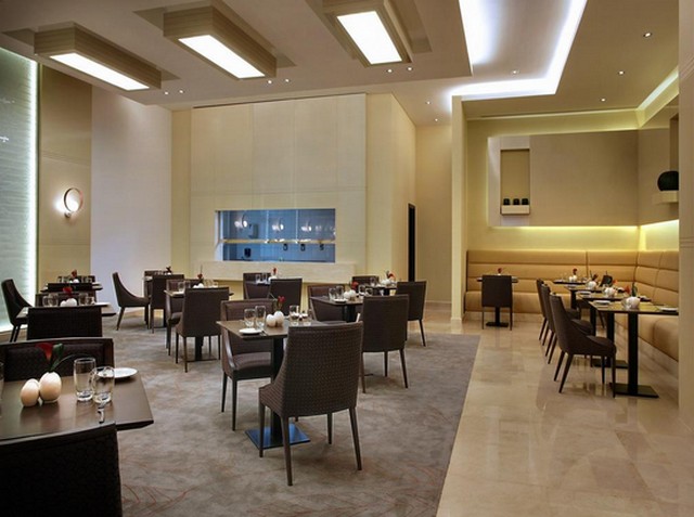 فندق كوزموبوليتان دبي الامارات