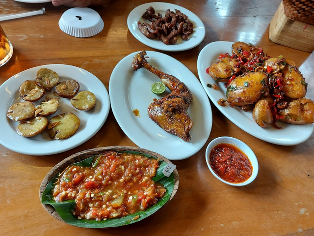مطعم دابوير باندان وانجي باندونق
