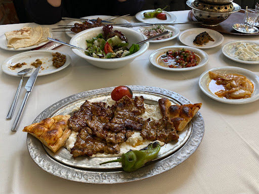 مطعم ديسك توب في أنقرة