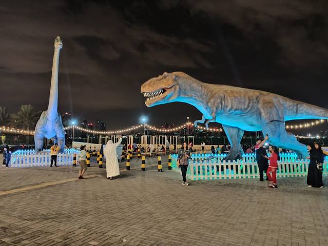حديقة الديناصورات البحرين