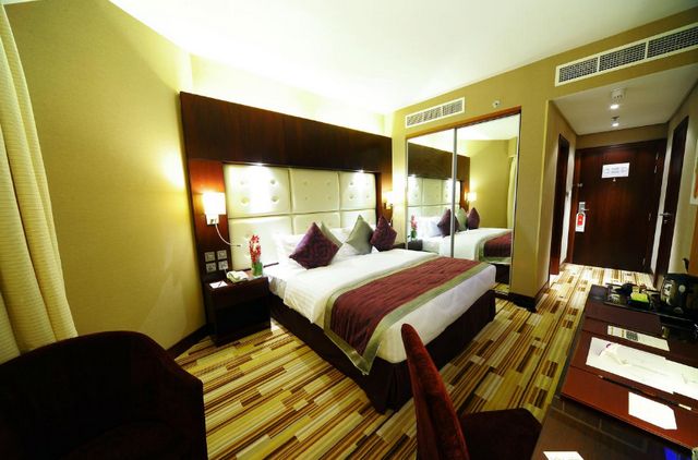 عندما تُقرر حجز فنادق دبي الرقه فندق موناكو دبي من أفضلها