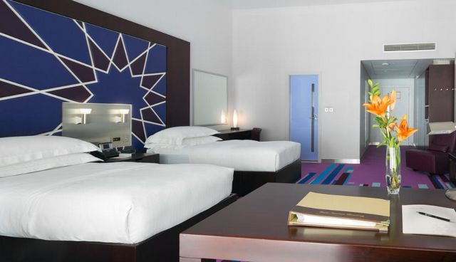 فندق الامارات مول افضل اماكن السكن في دبي للعوائل