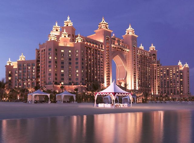 افخم 9 من فنادق دبي لشهر العسل 2023