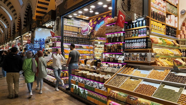 سوق امينونو اسطنبول