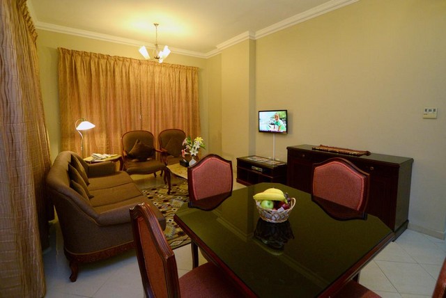 فندق نجوم الامارات للشقق الفندقية الشارقة يقدم عدد من المرافق داخل الغرف التي يحتاجها النُزلاء