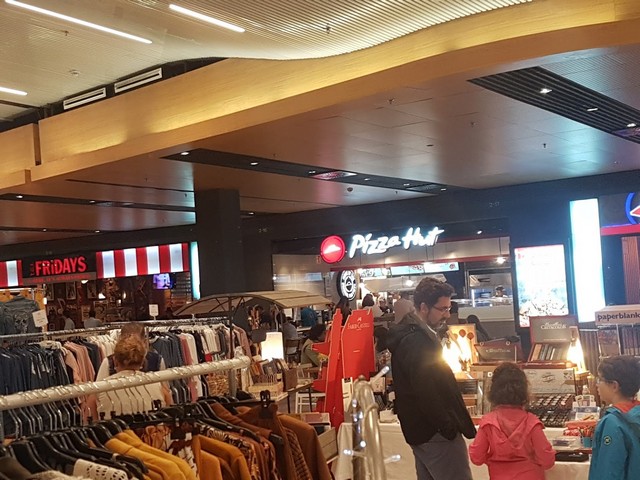 مركز تسوق إكوينوكس بارك في مدريد