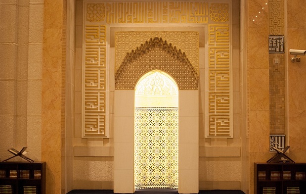 جدران المسجد الكبير في العاصمة الكويتية